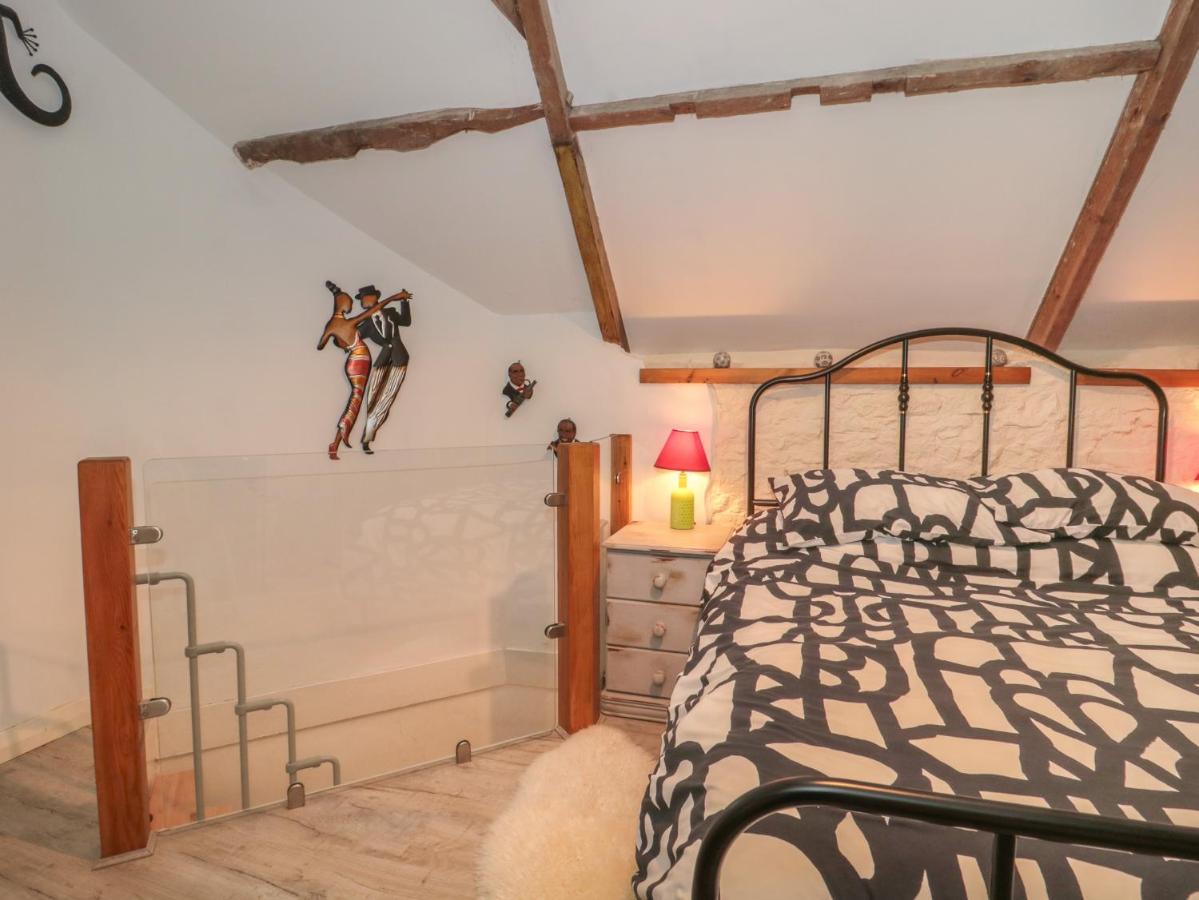 The Coach House Villa Somerton  Exteriör bild