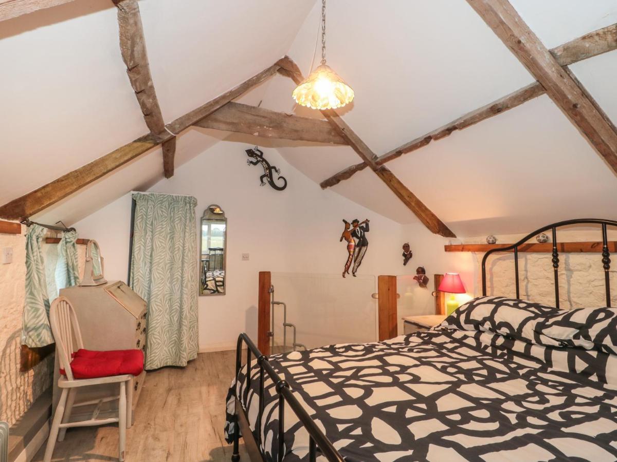 The Coach House Villa Somerton  Exteriör bild